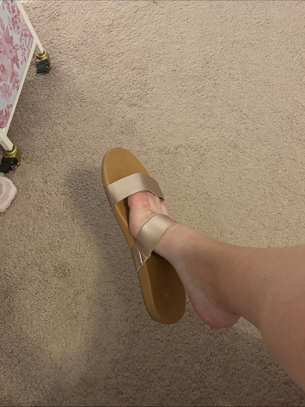 Shade & Shore rose gold sandals - Picture 3 of 7